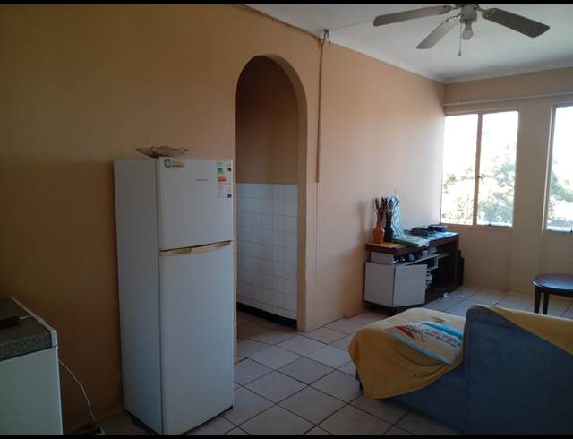 2 BEDROOM APARTMENT FOR SALE IN RUSTENBURG CENTRAL